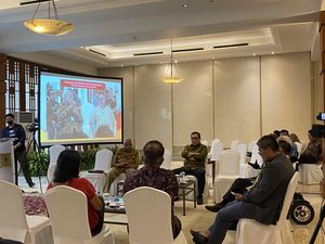 Azyumardi Azra Nilai Demokrasi Makin Cacat: Butuh Reformasi Jilid 2