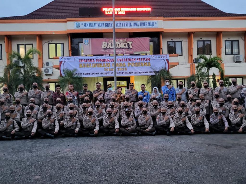 PHE WMO & BLK Surabaya Latih 40 Pemuda Gresik Jadi Sekuriti