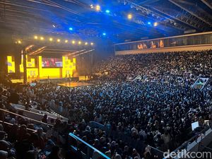 Fans Red Velvet Bikin Istora Senayan Berguncang!