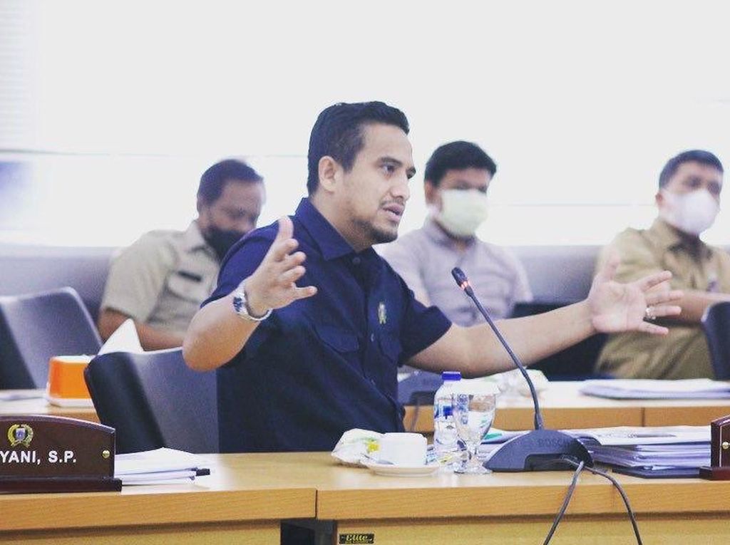 Tiket Formula E Diborong Asing, Gerindra: Tidak Begitu Dipersoalkan Tiket Formula E Diborong Asing, Gerindra: Tidak Begitu Dipersoalkan