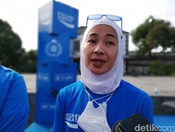 Kulineran di Kota Solo, Alya Rohali Suka Apem Gosong