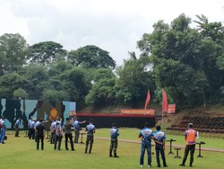 Perwira Tinggi  Adu Tembak di Penutupan Kejurnas Kasau CUP 2022