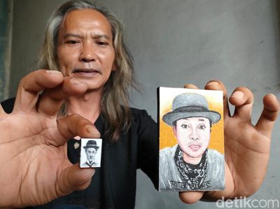 Keren! Pelukis Asal Garut Ini Bikin Karya Mini Pakai Pisau