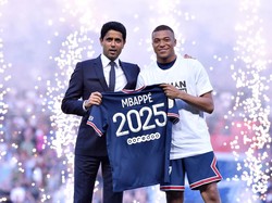 Resmi! PSG Umumkan Mbappe Teken Kontrak Baru Sampai 2025