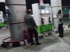 Pantau Harga BBM, Polres Tabanan Sidak SPBU Lumajang Tabanan Pantau Harga BBM, Polres Tabanan Sidak SPBU Lumajang Tabanan