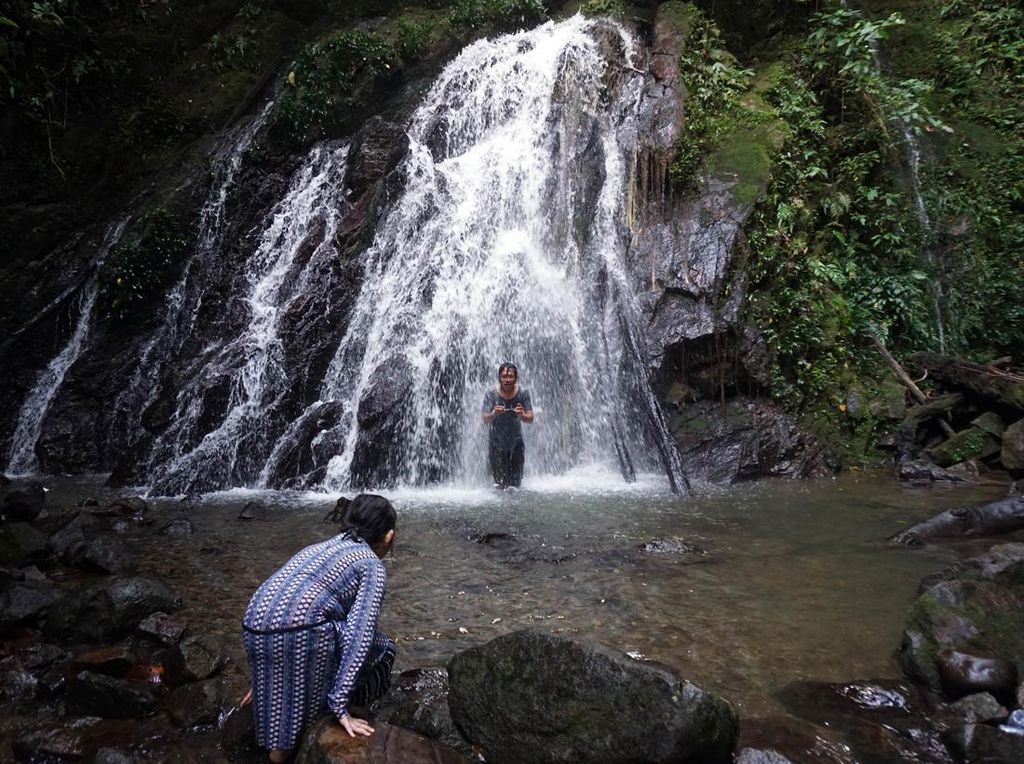 Ada di Sorong Papua, Tempat Wisata Ini Asyik Buat Main Air