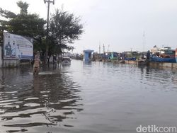 Pantura Jateng Diterjang Banjir Rob, BMKG Ungkap Penyebabnya