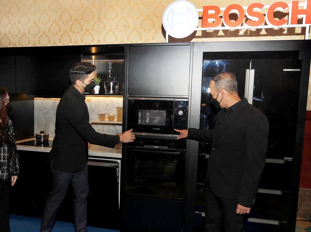 Bosch Hadirkan Set Up Peralatan Dapur Serba Hitam yang Kekinian