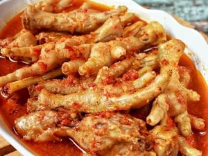 Pedasnya Nampol! 20 Ceker Setan Rp 10 Ribuan Ada di Sini