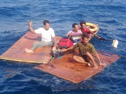 Kapal Motor Muat Material Bangunan Tenggelam di Sapudi Sumenep