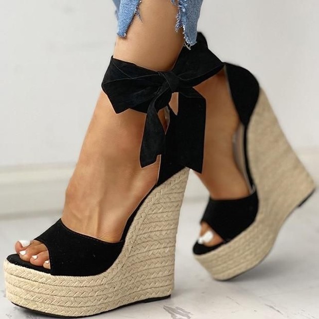 Foto: pinterest.com/Premiwear Wedges/