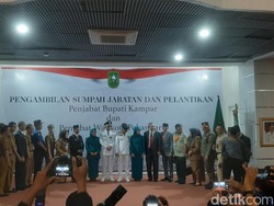 Firdaus Tak Hadir Pelantikan Pj Walkot Pekanbaru, Ayat: Beliau Sibuk