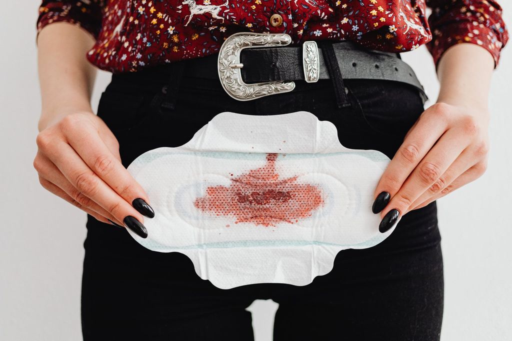 Viral Di Tiktok Maskeran Pakai Darah Menstruasi Bikin Wajah Glowing