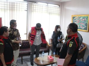 Kejati Sulut Tetapkan Eks Supervisor Bank BUMN Tersangka Korupsi Rp 2 M Kejati Sulut Tetapkan Eks Supervisor Bank BUMN Tersangka Korupsi Rp 2 M
