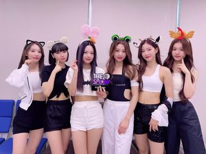 LE SSERAFIM Tampil Tanpa Kim Garam, Tuai Pujian Netizen Korea Karena Hal Ini LE SSERAFIM Tampil Tanpa Kim Garam, Tuai Pujian Netizen Korea Karena Hal Ini