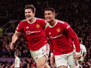 Ten Hag Bicara soal Ronaldo dan Ban Kapten Maguire