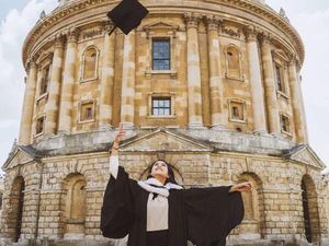25 Kampus Terbaik di Dunia versi THE WUR 2025, Oxford Juara Bertahan 25 Kampus Terbaik di Dunia versi THE WUR 2025, Oxford Juara Bertahan