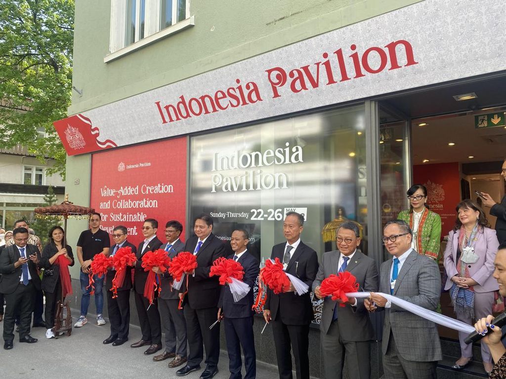 Para Menteri Resmikan Indonesia Pavilion, Rumah RI di WEF Davos