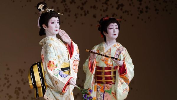 Penari Geisha Tokyo Comeback!