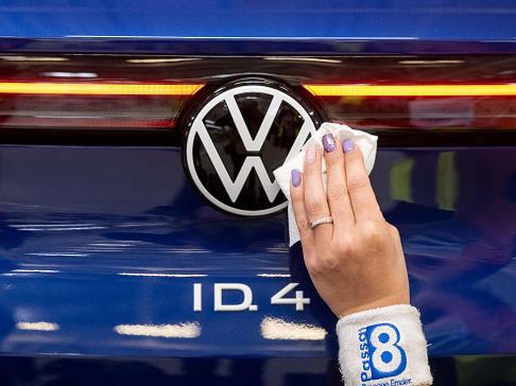 Volkswagen Tawarkan Imbalan buat Karyawan yang Resign dari Pabrik Rusia