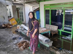 Banjir Rob Terjang Kawasan Wisata Pantai Tuban-Permukiman Setinggi 70 Cm