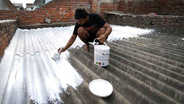 Biar Adem, Genteng Rumah di India Dicat Putih