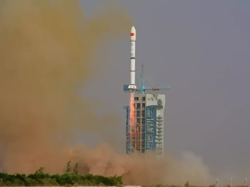 Waspada SpaceX, China Gencar Uji Coba Satelit LEO
