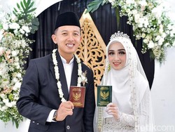 Kisah Cintanya Viral, Kepala Sekolah Ini Kini Resmi Menikahi Muridnya