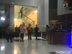 Tersangka Kasus Korupsi Heli AW-101 Ditahan KPK!