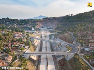 Sebentar Lagi Rampung, Ini Progres Pembangunan Semua Seksi Tol Cisumdawu