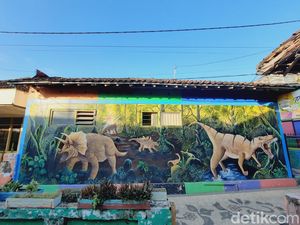Foto: Kampung Lukis Banyuwangi, Dulu Kumuh Kini Artistik Foto: Kampung Lukis Banyuwangi, Dulu Kumuh Kini Artistik