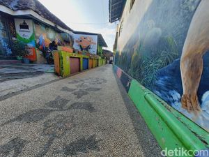 Dulunya Kumuh, Kini Kampung Kaempuan Dipenuhi Lukisan Dulunya Kumuh, Kini Kampung Kaempuan Dipenuhi Lukisan