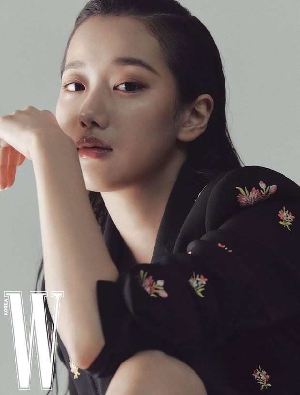 Naeun / Foto : instagram.com/betterlee_0824 Naeun / Foto : instagram.com/betterlee_0824