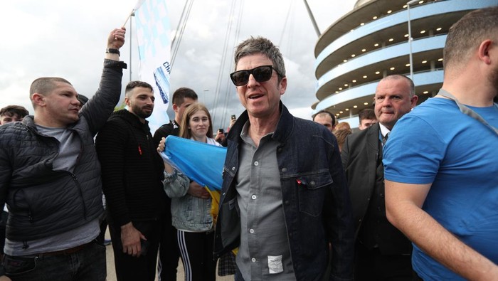 MANCHESTER, ENGLAND - MAY 22: Noel Gallagher, Musician and Manchester City fan leaves the stadium after their side finished the season as Premier League champions during the Premier League match between Manchester City and Aston Villa at Etihad Stadium on May 22, 2022 in Manchester, England. (Photo by Cameron Smith/Getty Images)