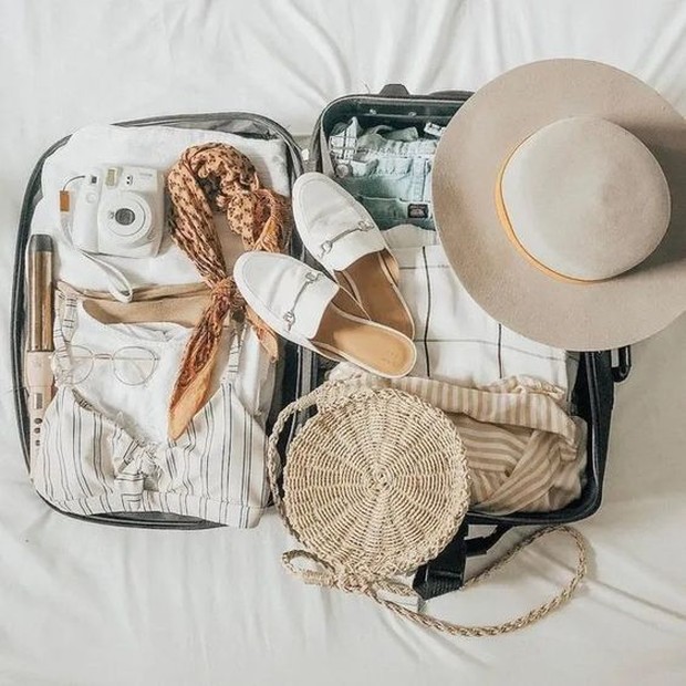 jalan jalan merupakan hobi yang menyenangkan