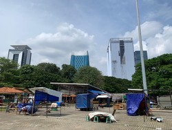 Pedagang Korban Kebakaran Lenggang Jakarta Mulai Tata Tempat Relokasi