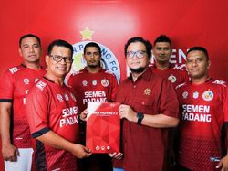 Delfiadri Ditunjuk sebagai Pelatih Semen Padang FC