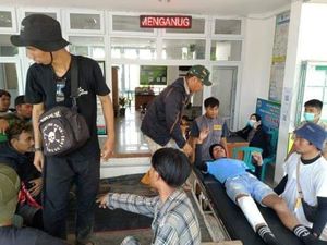 Pendaki Jatuh di Gunung Rinjani, Alami Luka Lecet-Patah Tulang