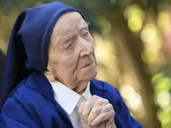 4 Pola Makan yang Bikin Panjang Umur dari Wanita Berusia 118 Tahun