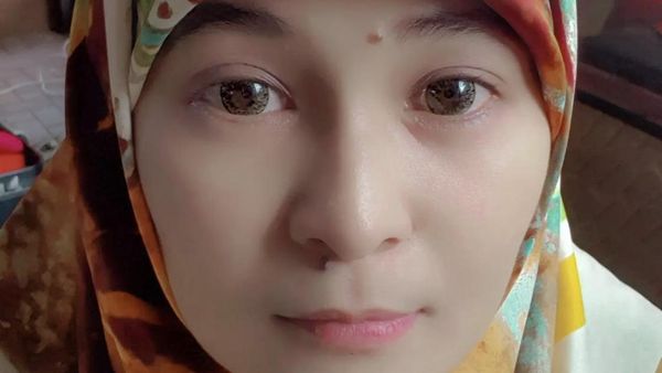 Biasa Tomboi, 7 Seleb Ini Bikin Pangling saat Berhijab