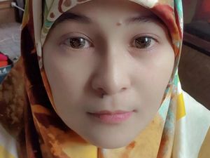 Biasa Tomboi, 7 Seleb Ini Bikin Pangling saat Berhijab Biasa Tomboi, 7 Seleb Ini Bikin Pangling saat Berhijab