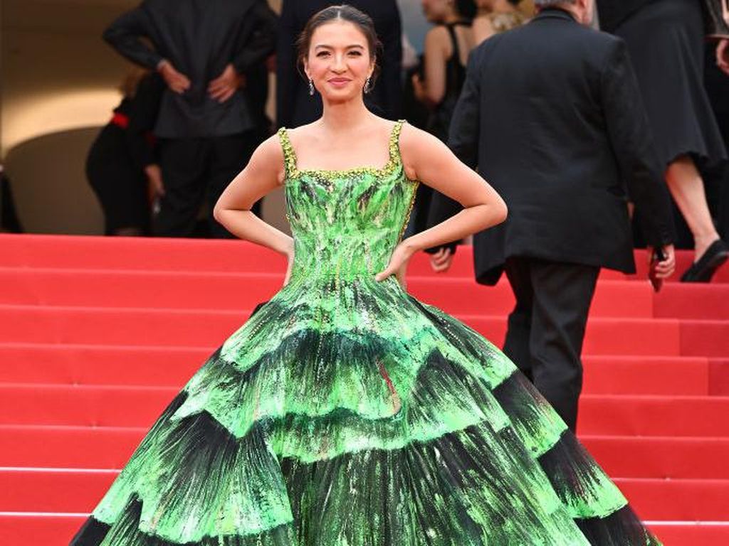 7 Gaya Raline Shah di Cannes yang Curi Perhatian, Glamor Dramatis