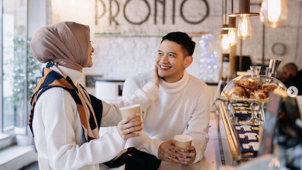 Rezky Adhitya dan Citra Kirana Mesra Saat Makan Bareng, 10 Momen Ini Buktinya