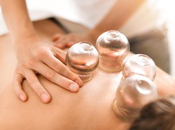 10 Jenis Pengobatan Alternatif Populer di Indonesia