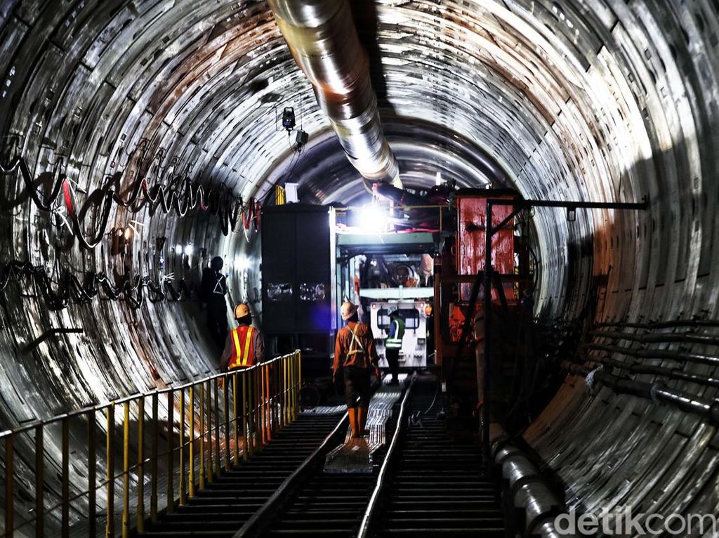 Terowongan Bawah Tanah MRT Sudah Nyambung dari Monas Sampai Thamrin