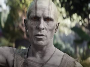 Chris Hemsworth Sebut Main Bareng Christian Bale Menakutkan