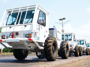 Ada Truk Raksasa Warna Putih Keliling Malang, Kendaraan Apa Itu?