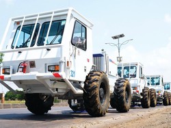Ada Truk Raksasa Warna Putih Keliling Malang, Kendaraan Apa Itu?