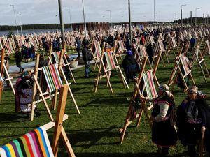 500 Perajin Tenun Chile Berkumpul, Buat Kain Terpanjang di Dunia