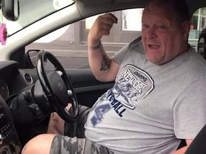 Parah! Pria Ini Sebabkan Kemacetan di Drive Thru karena Tolak Antre Parah! Pria Ini Sebabkan Kemacetan di Drive Thru karena Tolak Antre